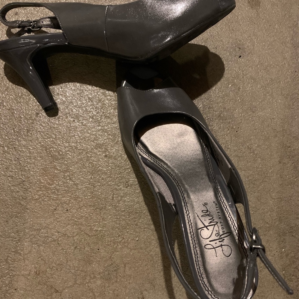 Life Stride Gray Slingback Sandals